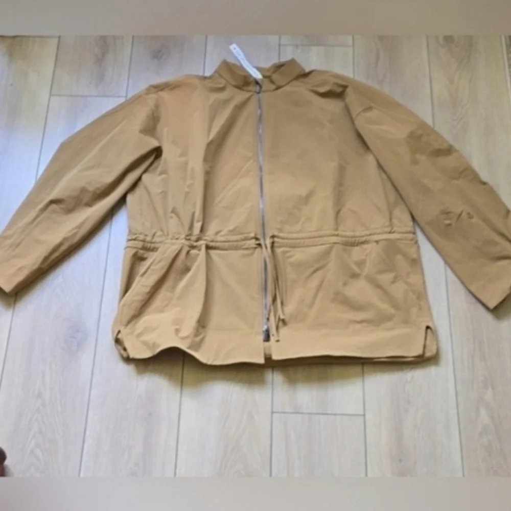 NWOT Lululemon Cinch-Waist Stretch Shirt Jacket size L - Picture 2 of 9